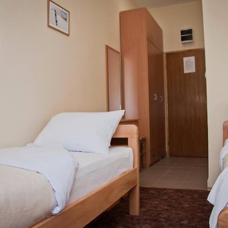 Garni Hotel Alma Pirot Ngoại thất bức ảnh