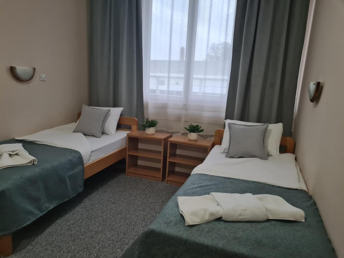 Garni Hotel Alma Pirot Ngoại thất bức ảnh