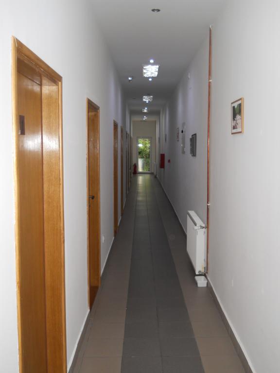Garni Hotel Alma Pirot Ngoại thất bức ảnh