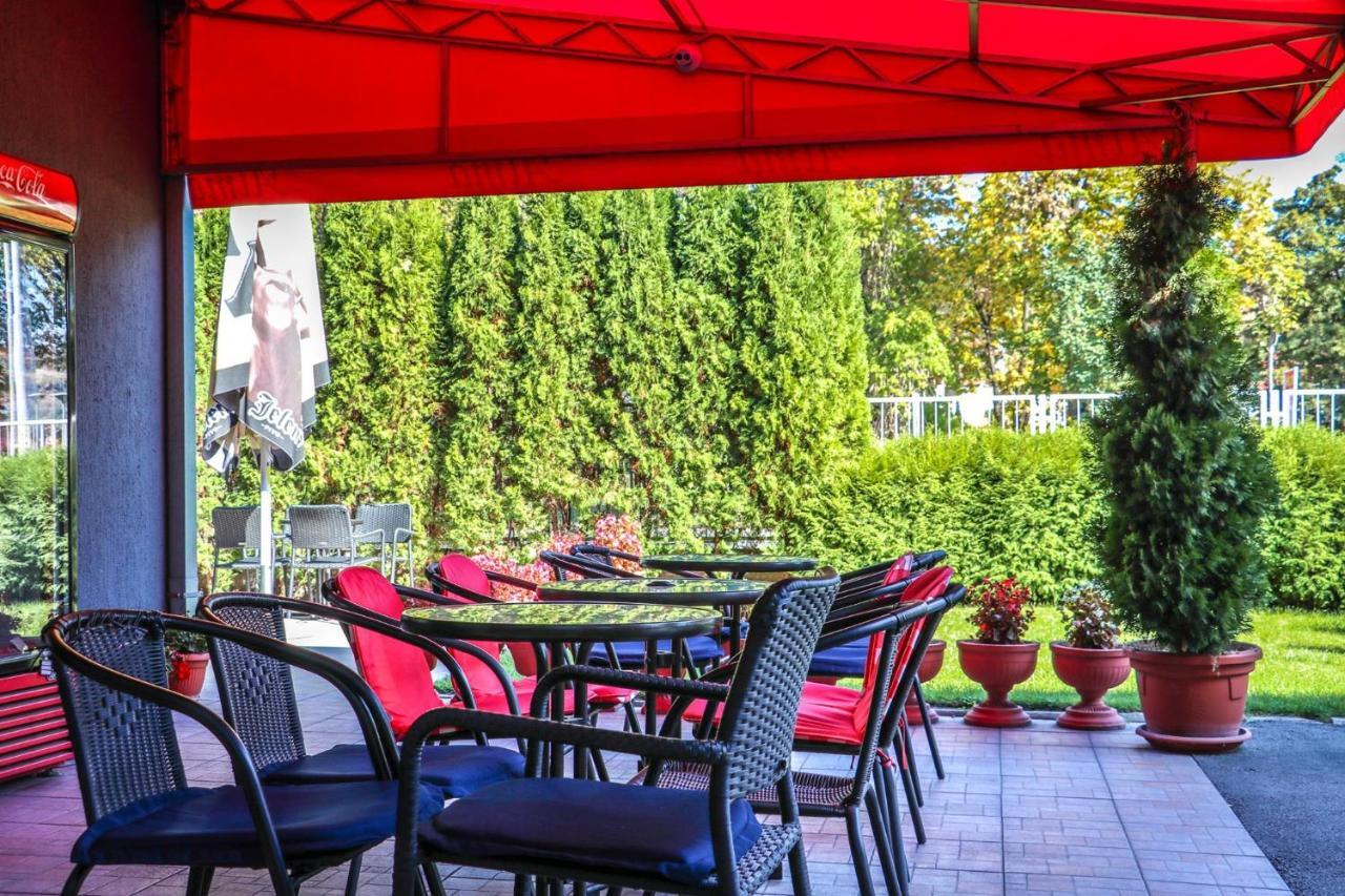Garni Hotel Alma Pirot Ngoại thất bức ảnh
